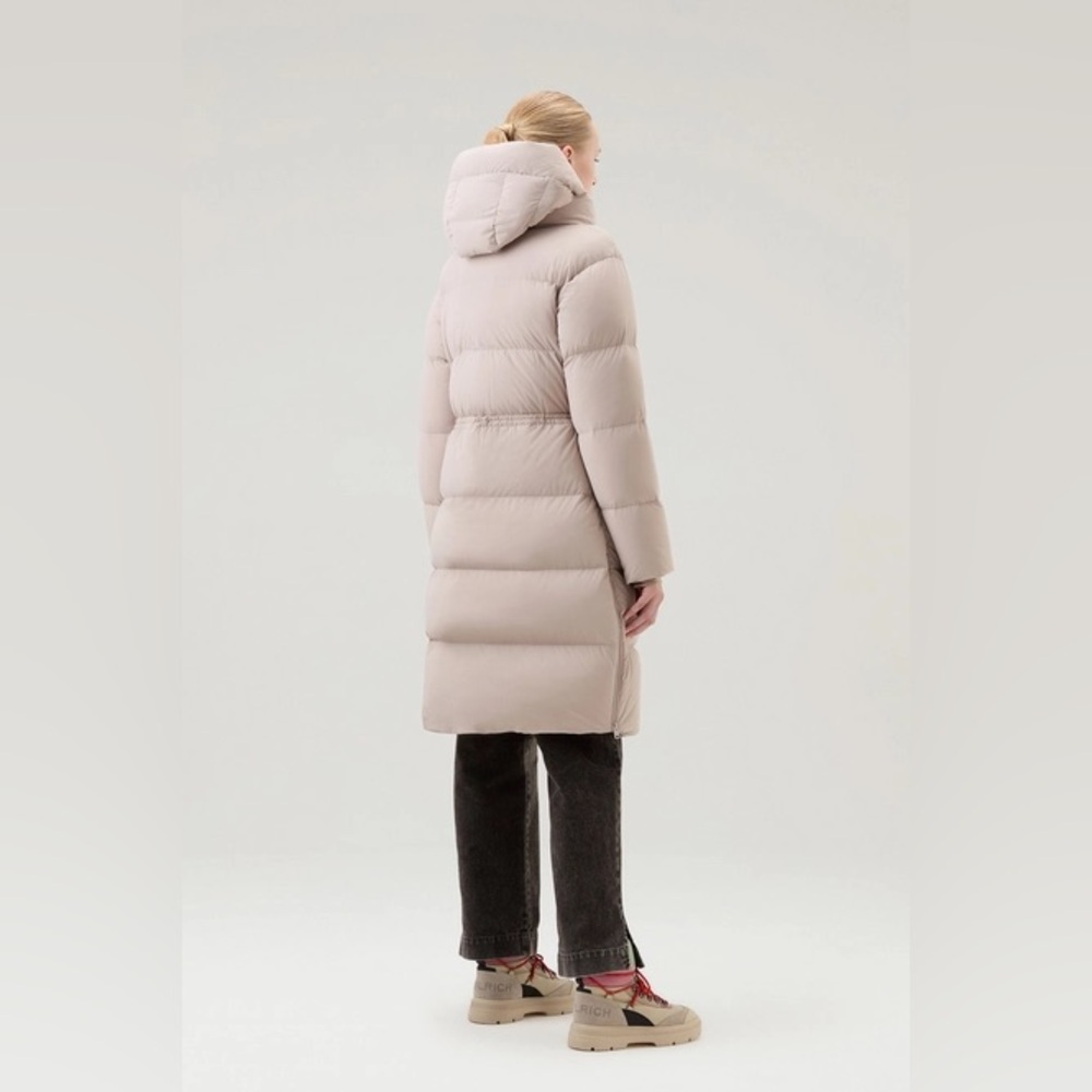 Woolrich Light Taupe Long Down Parka Stretch Nylon Hood - Picture 10 of 10
